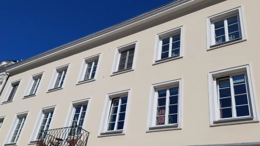 Rynek najmu mieszkań w Warszawie 2026 – warszawska kamienica